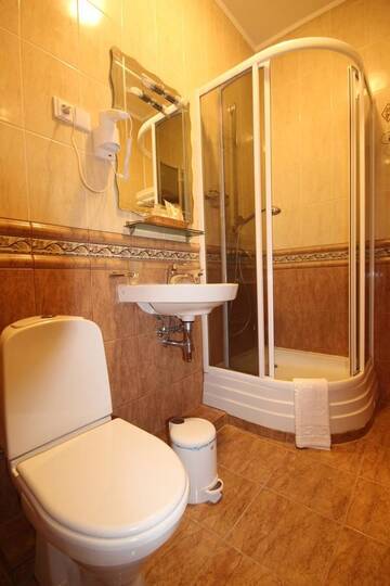 Фото номера Люкс с кроватью размера «king-size» и балконом Мотели Motel Natali г. Podpolzʼye 10